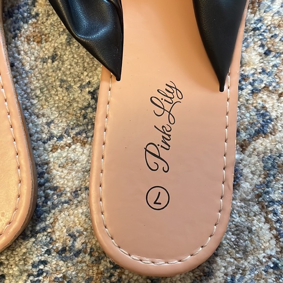 Pink Lily sandals - never worn - Picture 3 of 4